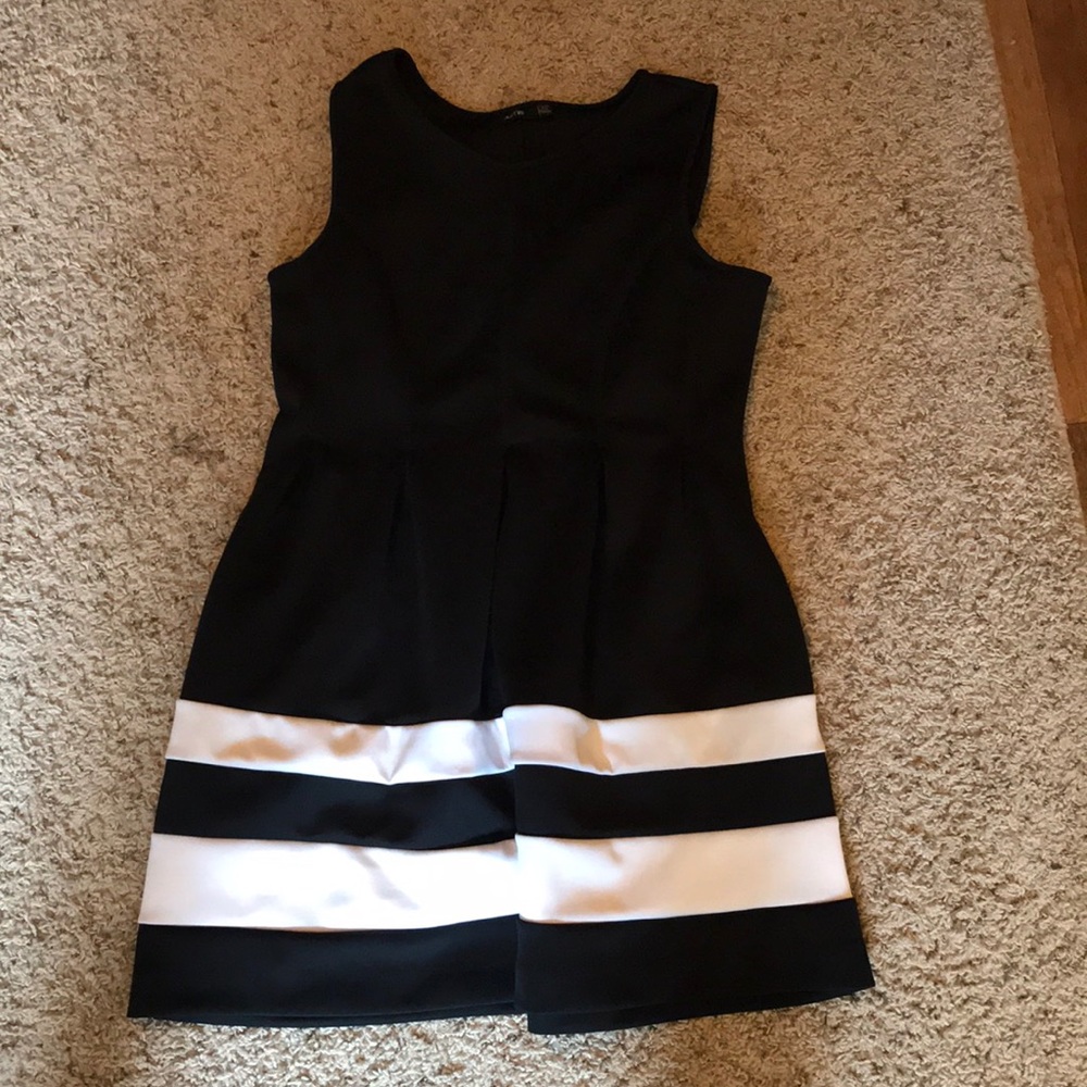 Cute dress- cocktail- business- wedding